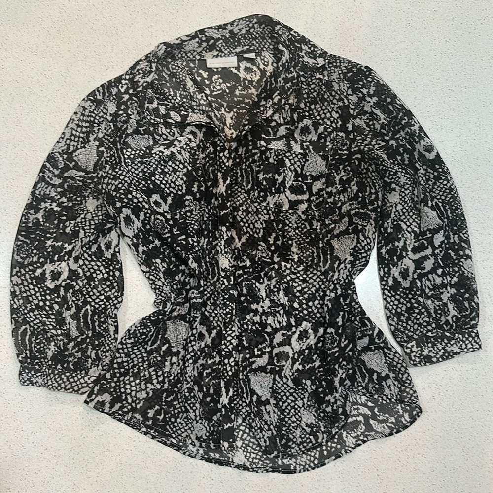 New York & Company Monochrome Snake Print Blouse